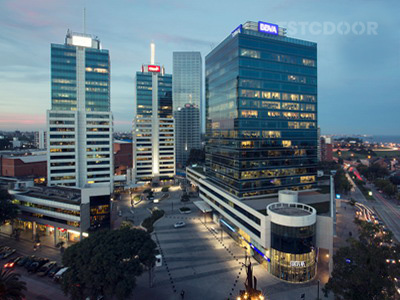 Proyecto de Edificio de Oficinas en América del Sur- TAR300 -Puerta Giratoria Automática